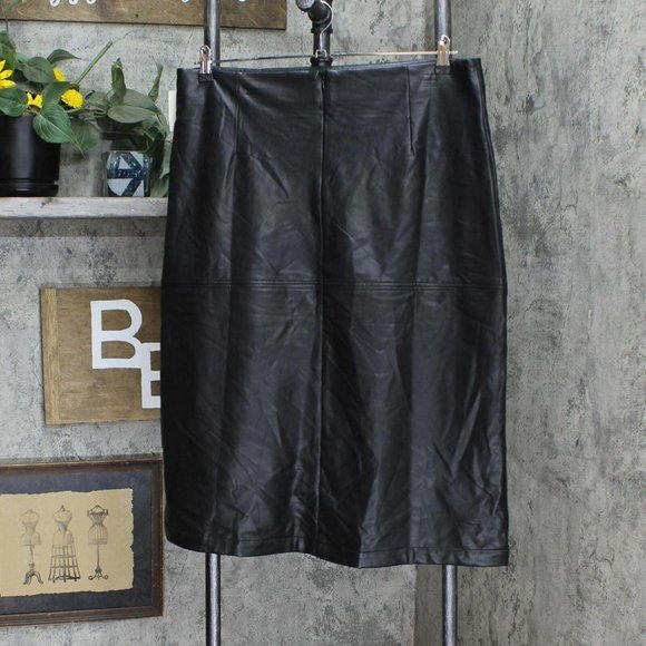 NWT Anne Klein Front Slit Faux Leather Midi Skirt 10855509 4 Black - Picture 3 of 5